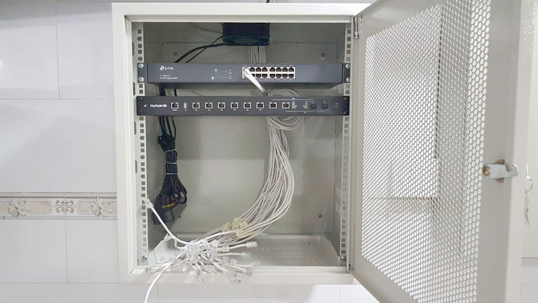 thi-cong-he-thong-mang-lan