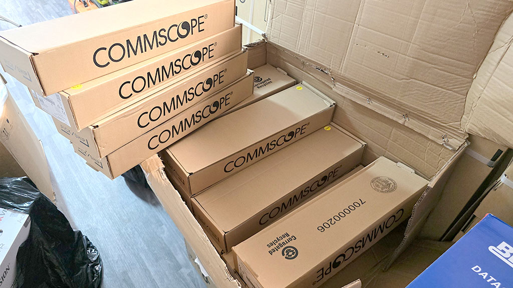 Patch Panel Commscope 760237040 – kết nối mạng ổn định