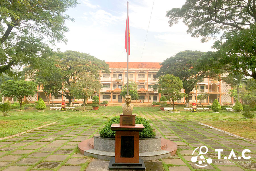 lap-dat-camera-quan-sat-truong-hoc