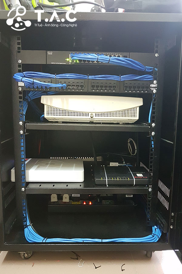 thi công mạng lan tại văn phòng