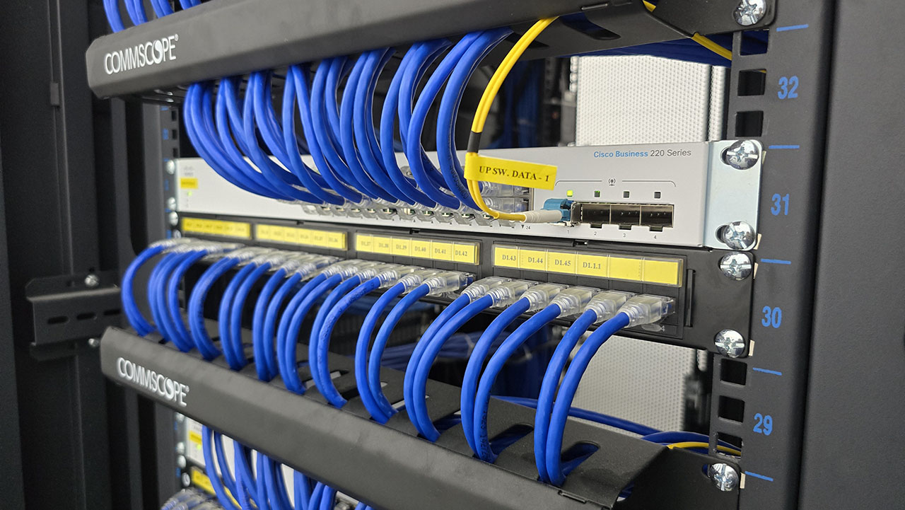 Giải pháp lắp đặt camera nhà xưởng quan sát giám sát an toàn 24/7