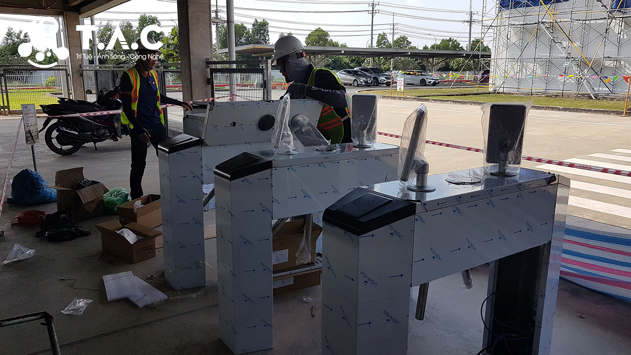 Hệ thống kiểm soát xe ra vào